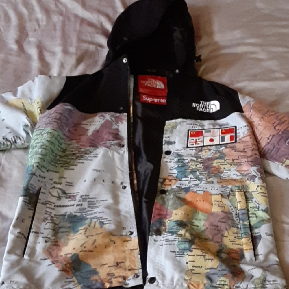 Supreme X Northface windbreaker